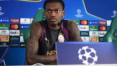 Rafael Leao: "Galatasaray için her şeyimi vereceğim" Rafael Leao: "Galatasaray için her şeyimi vereceğim"
