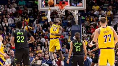 41 yaşındaki LeBron James'ten tarihi "triple double"