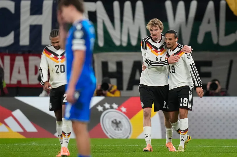 Almanya'da manşetler Leroy Sane ile yanıyor: Milli maçtaki görüntüsü gündeme oturdu - 3