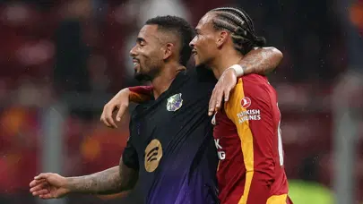 Leroy Sane'nin Barcelona maçında verdiği görüntüye Galatasaraylılardan tepki Leroy Sane'nin Barcelona maçında verdiği görüntüye Galatasaraylılardan tepki