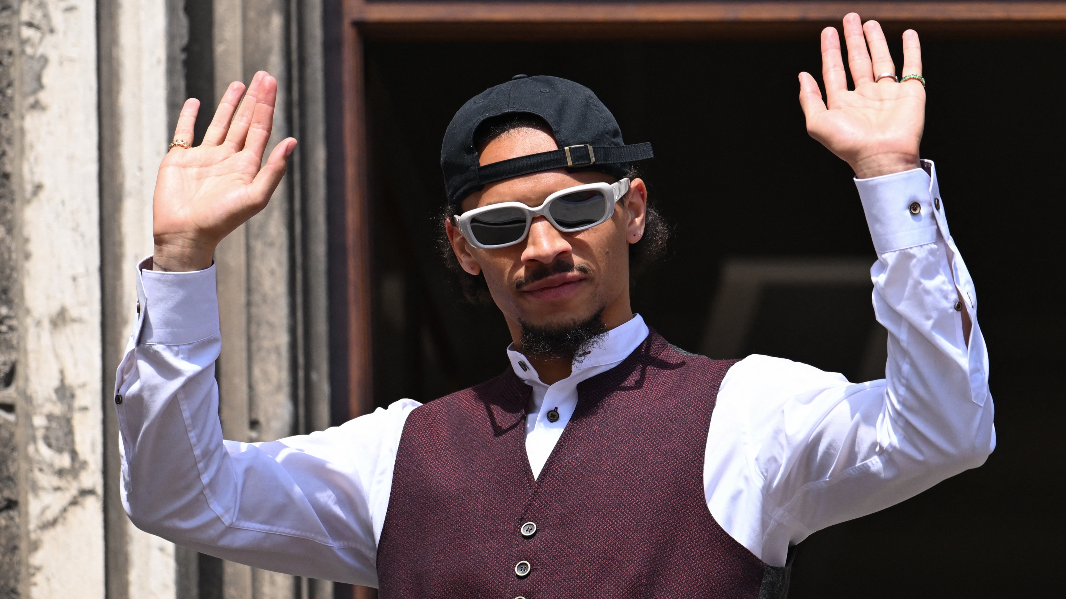 Galatasaray, Leroy Sane'yi KAP'a bildirdi