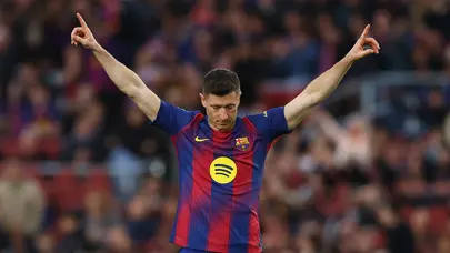 Robert Lewandowski "Görevim tamamlandı" dedi ve ayrılığı resmen duyurdu