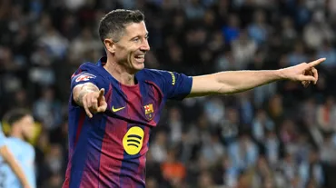 "Fenerbahçe'den golcü bombası: Lewandowski, Vlahovic ve Nunez" | Sporun manşetleri