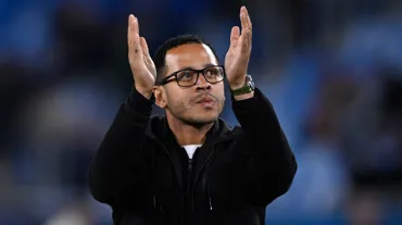 Liam Rosenior yeni takımıyla imzalıyor: 3 yıllık anlaşma tamam
