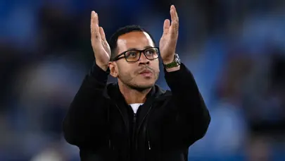 Liam Rosenior'dan Chelsea'ye 6.5 yıllık imza