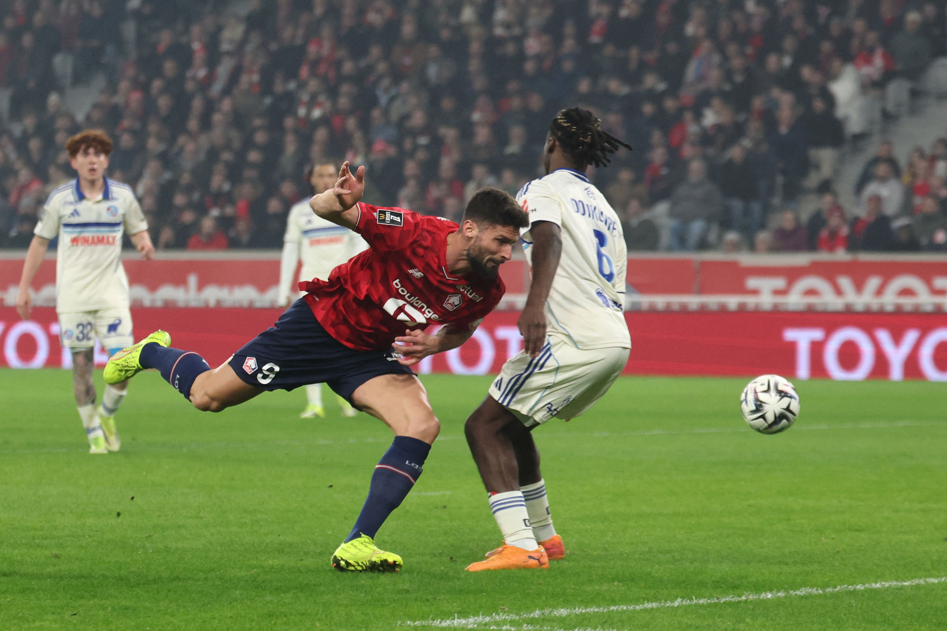 Lille'e büyük şok: Evinde hezimet yaşadı