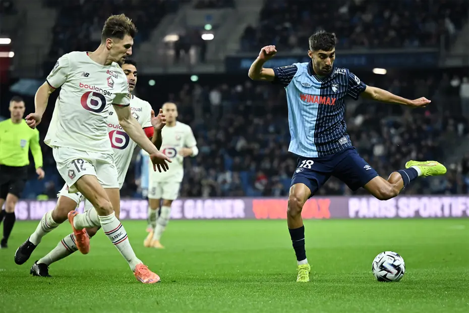 Berke Özer'in Lille kariyerinde ilk: Fransa'da bunu yaşayan 8. kaleci - 2