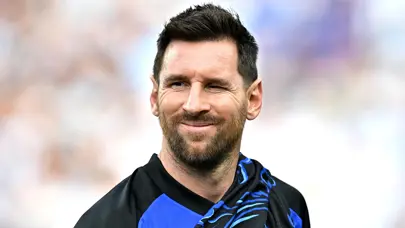 Messi sadece 45 saniyede Arjantin tarihine geçen bir iş yaptı Messi sadece 45 saniyede Arjantin tarihine geçen bir iş yaptı