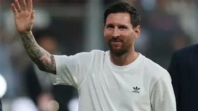 Laporta'dan Messi açıklaması! Barcelona'ya dönüşü için yapılan görüşmeyi anlattı