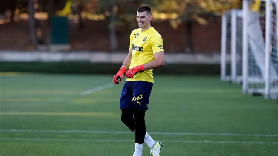 Dibe vuran Livakovic'e Fenerbahçe'den tek cümlelik olay cevap! Şimdi kara kara düşünüyor - 2