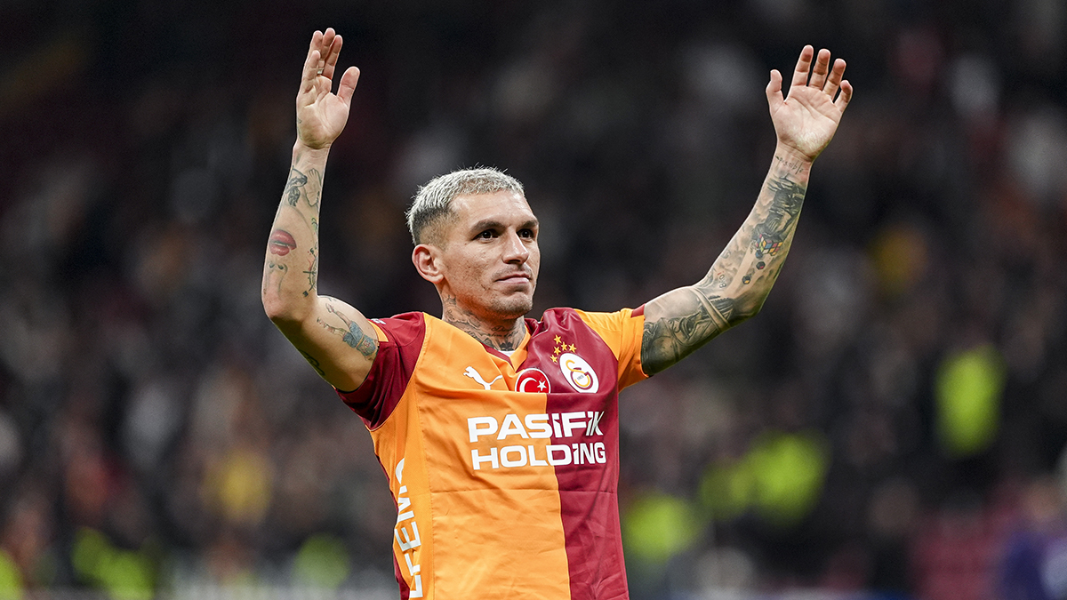 26. dakikada Torreira'ya yapılan müdahalede devam kararı doğru mu? Deniz Çoban: Hwang'ın sarı kart görmesi gerekirdi. Bülent Yıldırım: Faul verilmesi ve sarı kart görmesi gerekirdi. Bahattin Duran: Sarı kart gerekirdi.