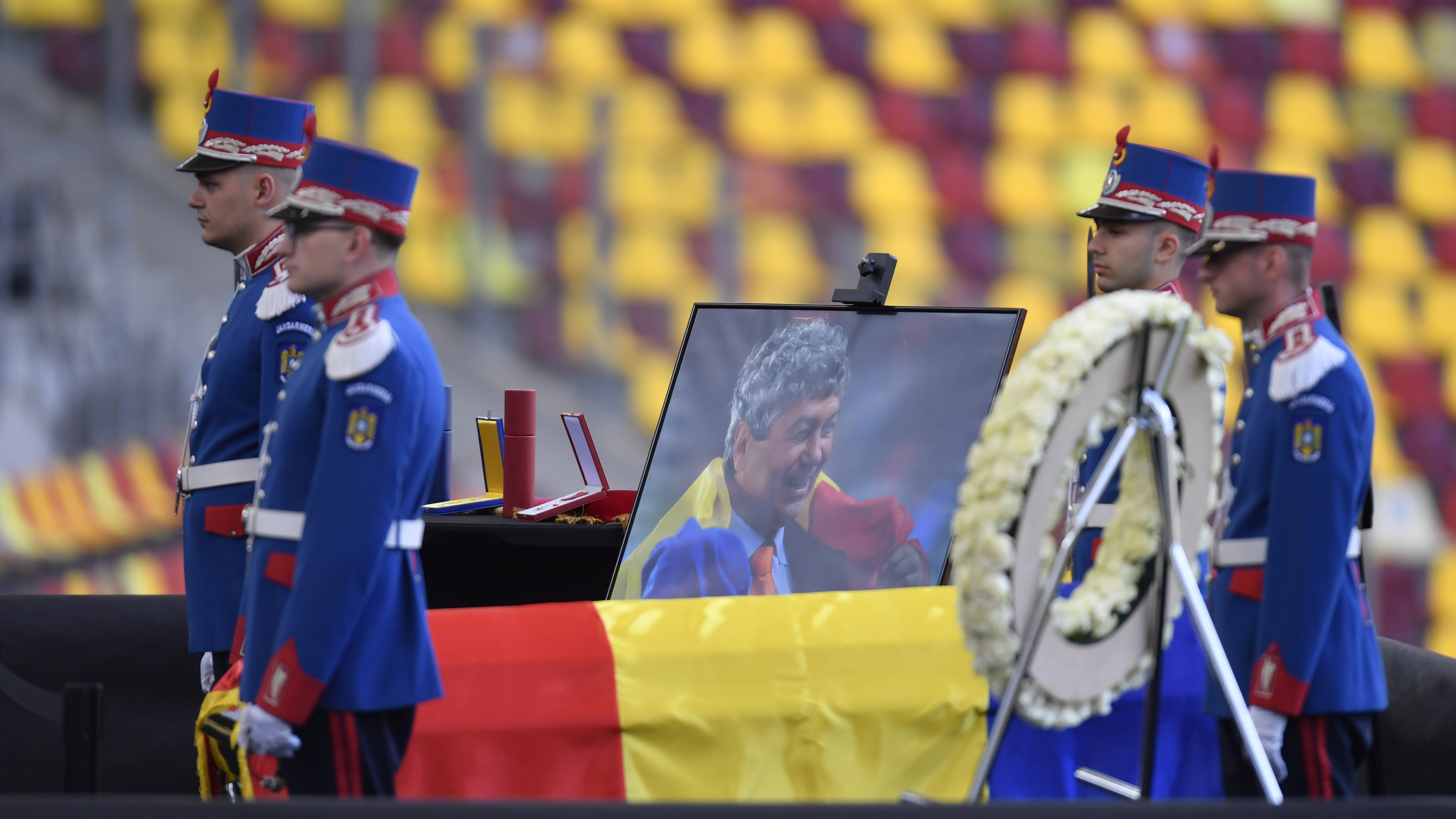 Mircea Lucescu, son yolculuğuna uğurlandı