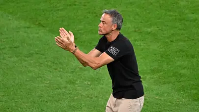 Luis Enrique'nin köprücük kemiği kırıldı