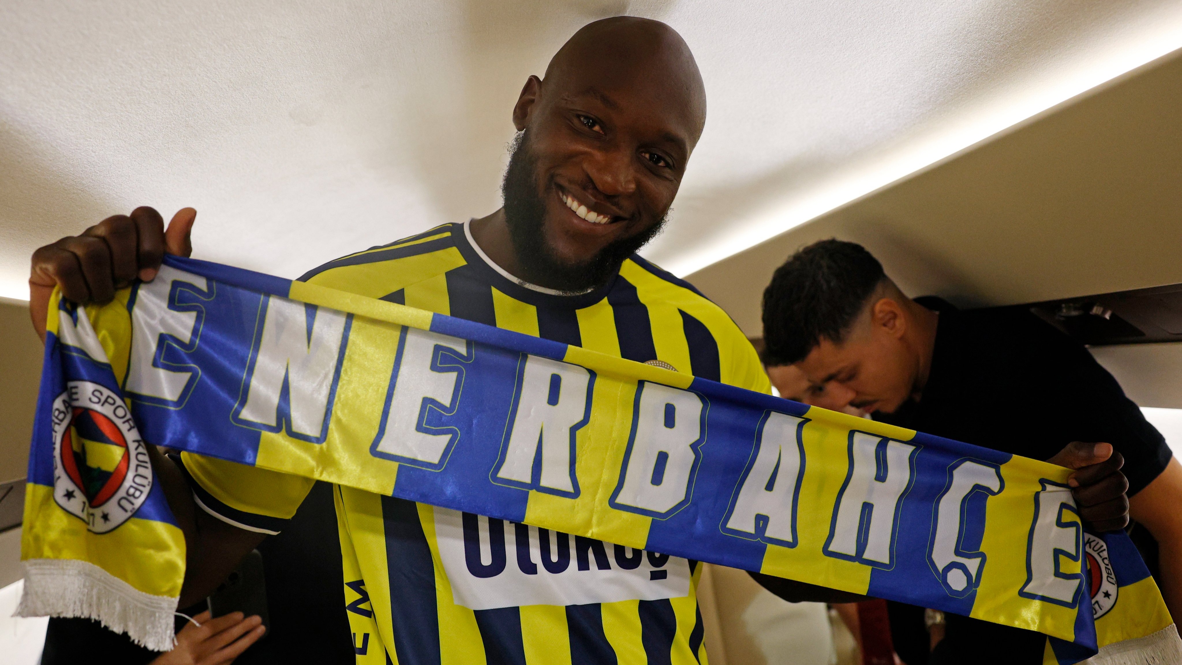 Ve Lukaku sonrası Fenerbahçe'ye flaş teklif! Ayrılık bir anda resmen açıklanabilir