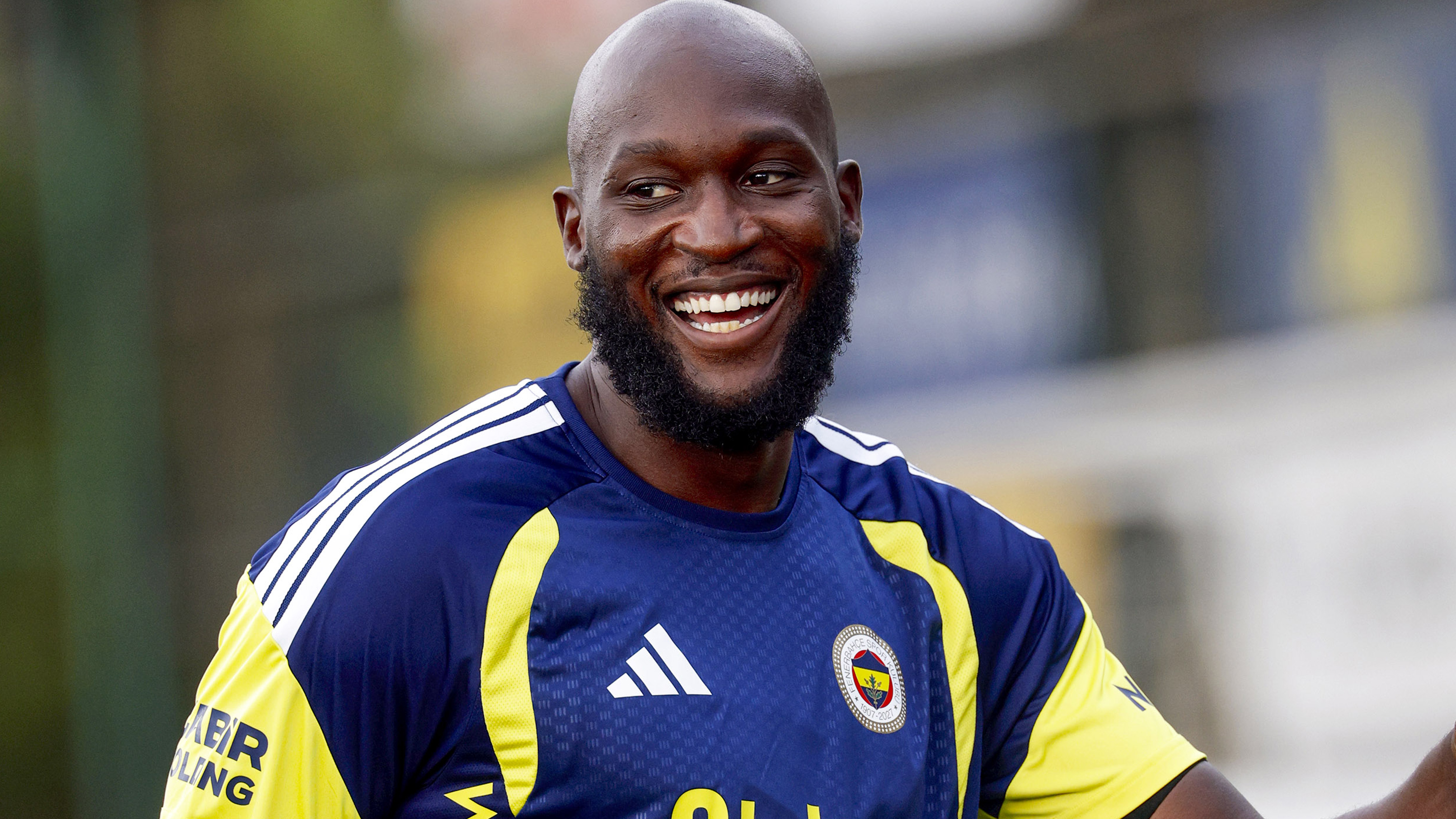 İmza töreninde Romelu Lukaku'yu kahkahalara boğan soru