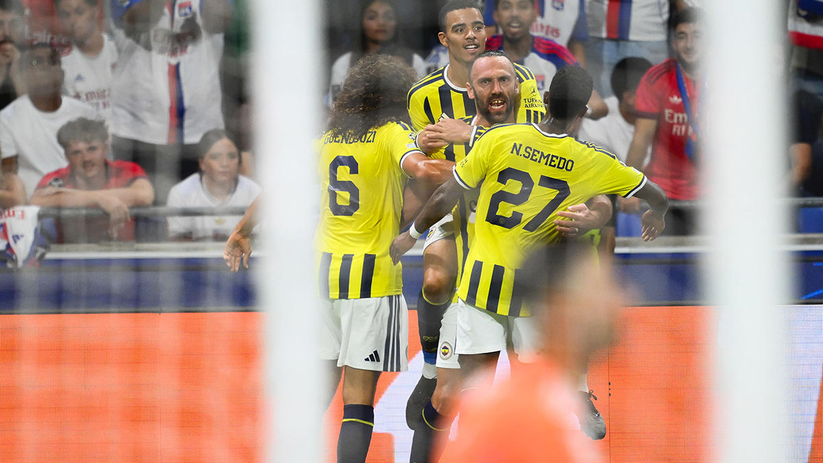 Fransız basını yangın yeri! Fenerbahçe'yi konuşmayan yok: "Fransa gözyaşları içinde"