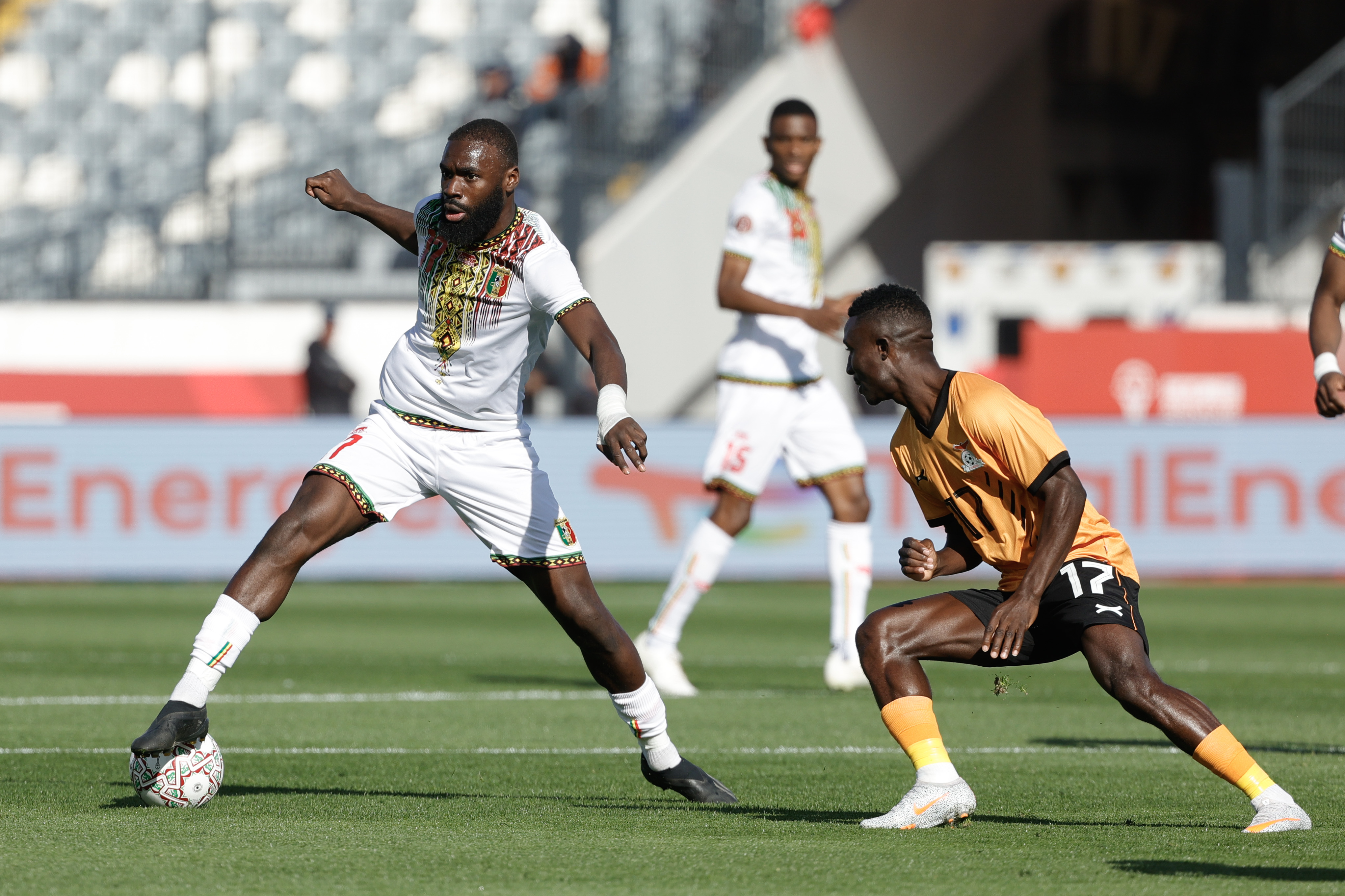 El Bilal Toure penaltıdan yararlanamadı: Mali 3 puanı son anda kaçırdı