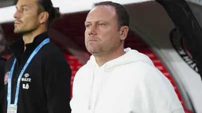 Süper Lig'de bir teknik direktör ayrılığı daha: Karşılıklı anlaşarak vedalaşıldı