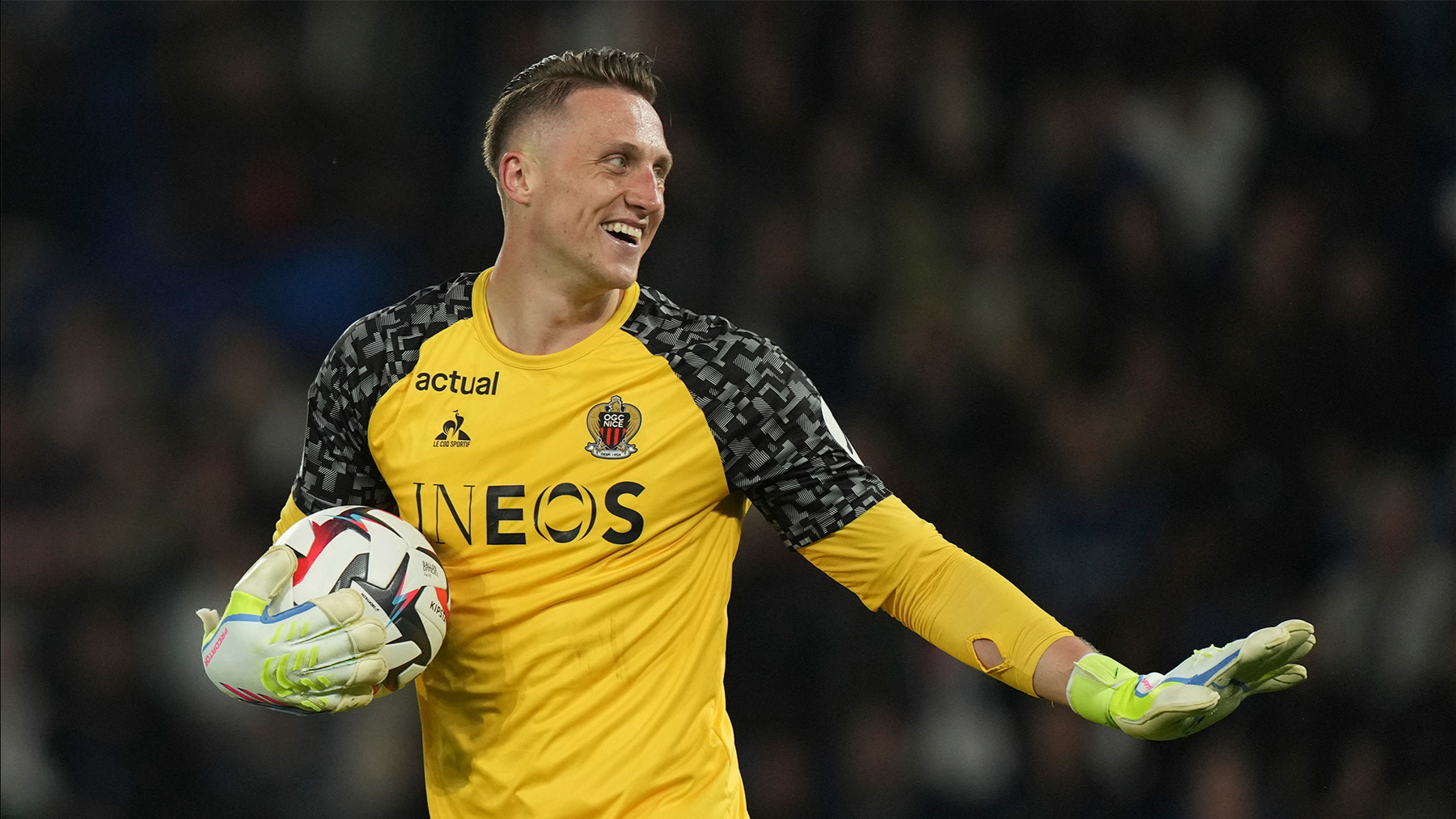 Galatasaray'ın listesindeki Bulka, NEOM'a transfer oldu