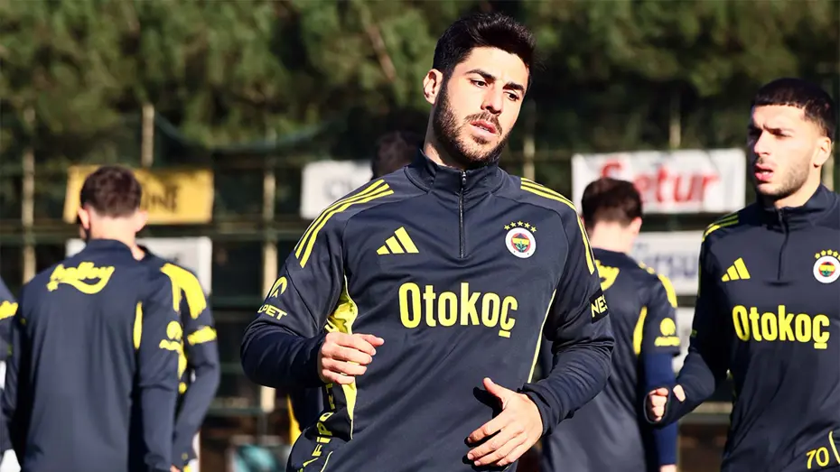 Tedesco'dan Galatasaray derbisi öncesi takımın kilit ismiyle ilgili flaş karar çıktı - 6