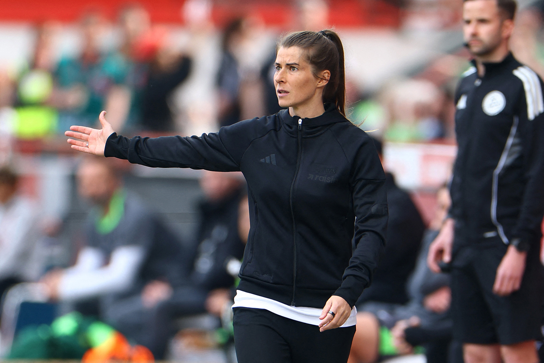 Bundesliga'da tarihi an: Marie-Louise Eta ilk maçına çıktı