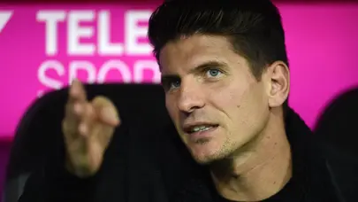 Mario Gomez dünyanın en ateşli 5 stadının 2'sini Türkiye'den seçti Mario Gomez dünyanın en ateşli 5 stadının 2'sini Türkiye'den seçti