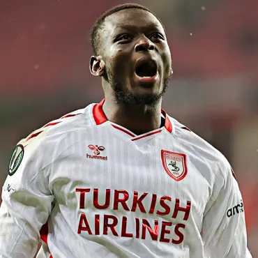 Marius Mouandilmadji zirvede: Samsunspor'a Konferans Ligi'nde dev katkı