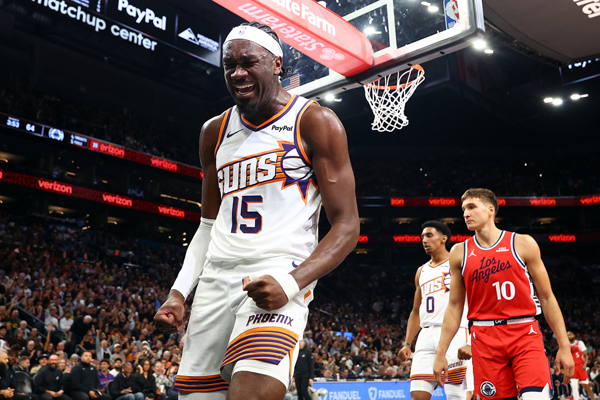 NBA'de tek maç oynandı: Suns, Mark Williams'ın "double-double"ıyla kazandı