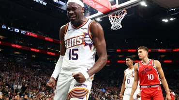 NBA'de tek maç oynandı: Suns, Mark Williams'ın "double-double"ıyla kazandı