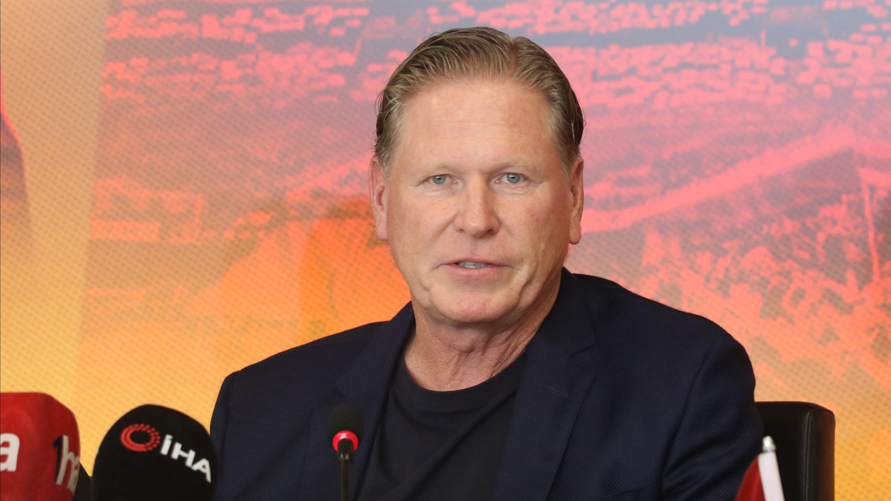 Markus Gisdol: "Şehirle birlikte başarılı olacağız"