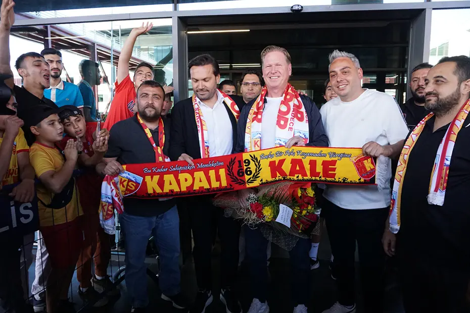 Kayserispor'da teknik direktör Markus Gisdol'un ekibi belli oldu - 3 Kayserispor'da teknik direktör Markus Gisdol'un ekibi belli oldu - 3