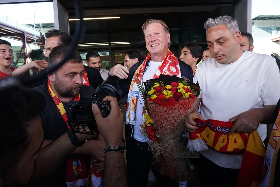 Kayserispor yeni teknik direktörüne kavuştu - 1 Kayserispor yeni teknik direktörüne kavuştu - 1