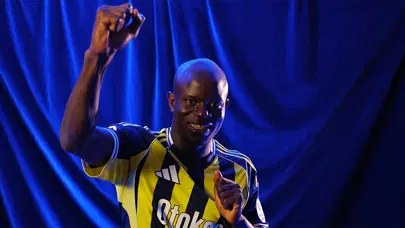 Maliyetiyle tartışılan N'Golo Kante'nin talibi çıktı