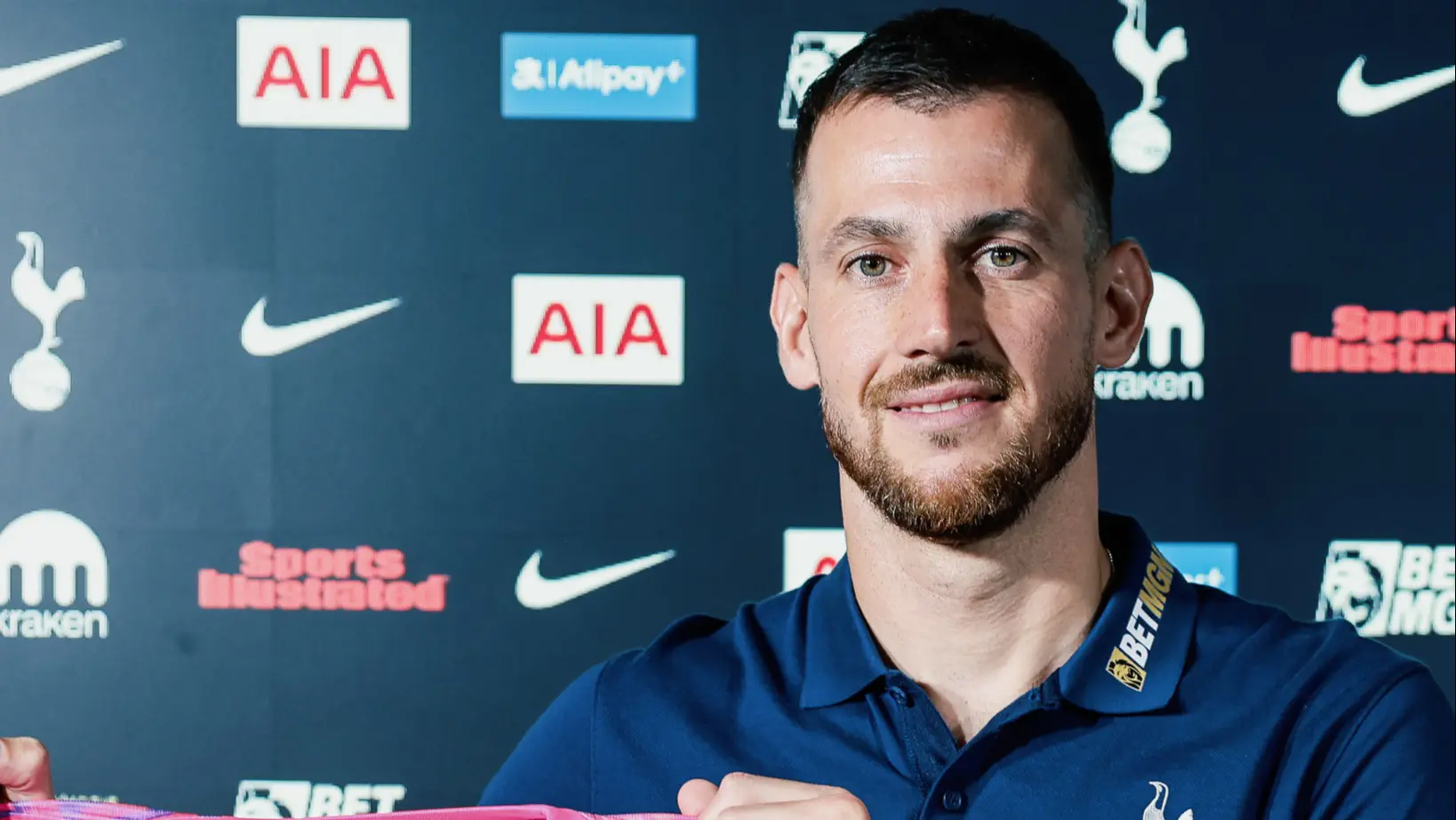 Tottenham'dan kaleye 37'lik takviye