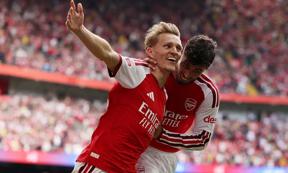 Arsenal, Manchester City'yi sahadan sildi: Sezon açılışında kupayı müzesine götürdü - 3