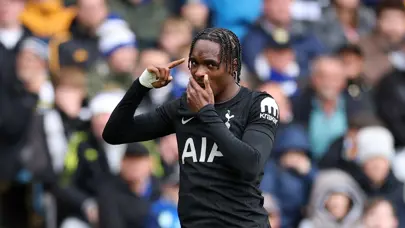 Gelmeye dünden razı: Fenerbahçe ile Galatasaray'ın golcü savaşını İngilizler duyurdu