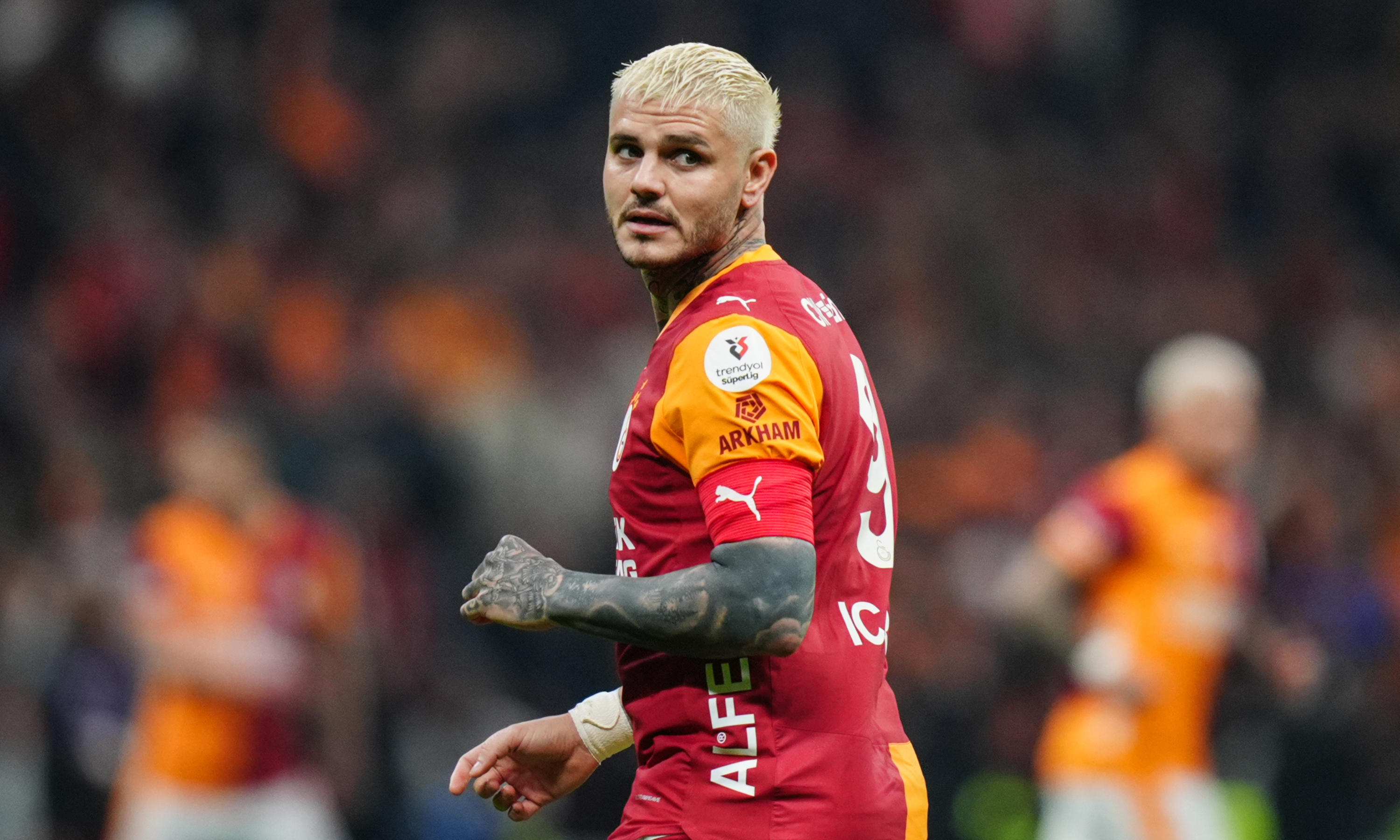 33 yaşındaki forvet bu sezon çıktığı 39 maçta 15 gol, 2 asistlik skor katkısı verdi.