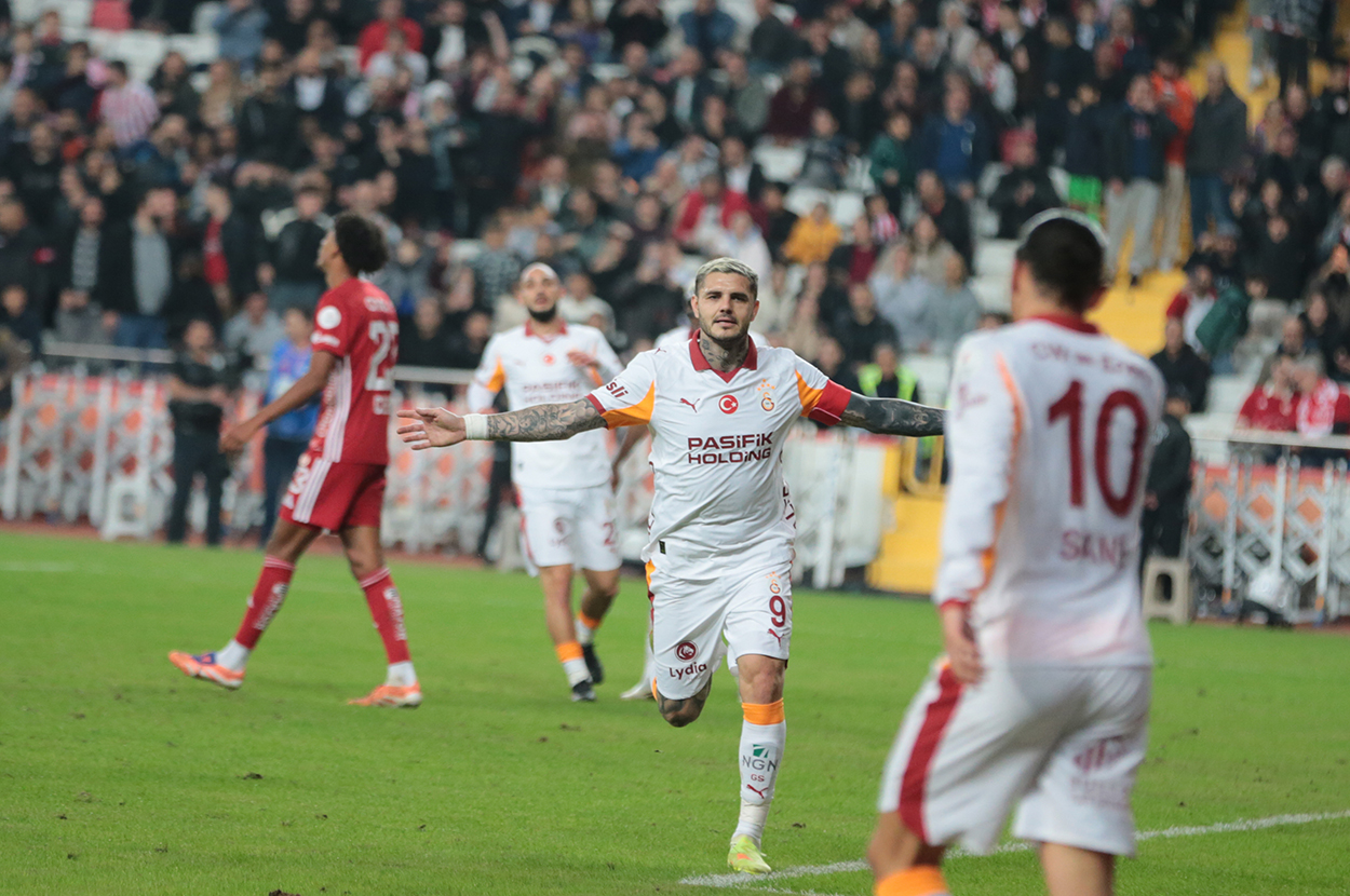 "İcardi'nin golü cevaptır" | Spor yazarları Galatasaray için ne dedi?