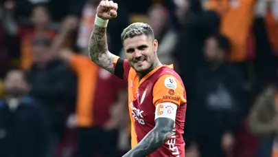 İtalyanları Galatasaray telaşı sardı: Juventus maçı öncesi manşetleri Icardi ateşi yaktı İtalyanları Galatasaray telaşı sardı: Juventus maçı öncesi manşetleri Icardi ateşi yaktı