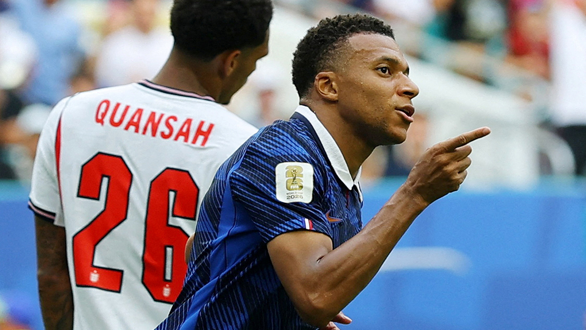Dünya Kupası'nda tarih yazan Mbappe, Messi'yi tahtından indirdi