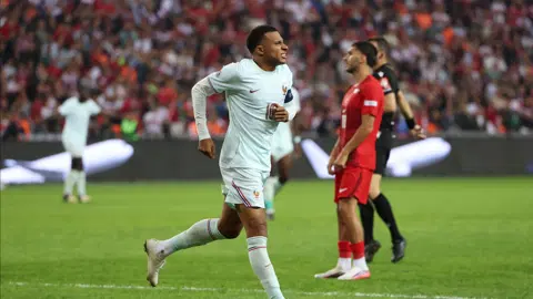 Mbappe gerçeği ortaya çıktı: Türkiye maçında facianın kıyısından dönüldü