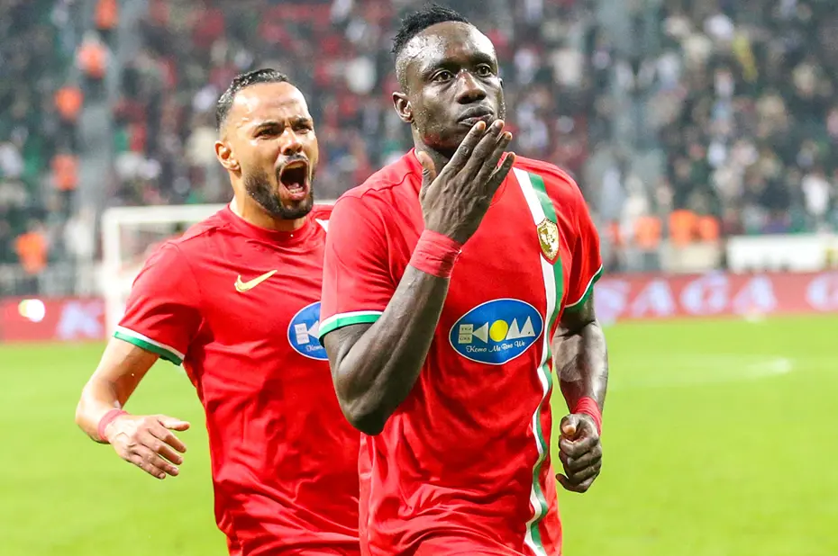 Yok artık Diagne! Herkes Amed formasıyla yaptıklarını konuşuyor - 4