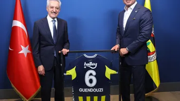 Fenerbahçe'de forma altına yeni sponsor