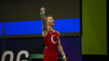 Artistik Cimnastik Dünya Kupası'nda ilk gün: Mehmet Ayberk Koşak finale kaldı