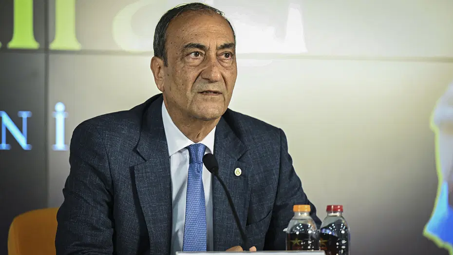 Galatasaray'dan yeni transfer için imza töreni - 3