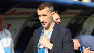 Mehmet Topal "Buraya kadar" dedi ve 3. kez veda etti! Avrupa'dan teklif yağıyor Mehmet Topal "Buraya kadar" dedi ve 3. kez veda etti! Avrupa'dan teklif yağıyor
