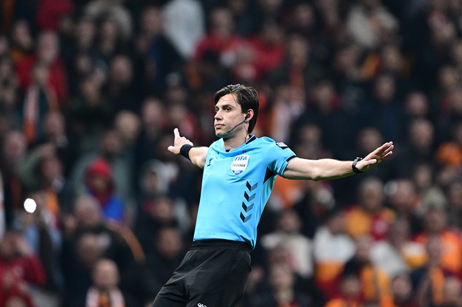 FIFA kokartlı hakem Mehmet Türkmen'e uluslararası görev