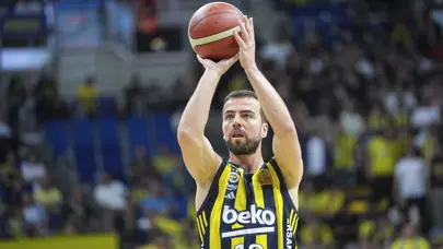 Fenerbahçe Beko, kaptanıyla sözleşme yeniledi