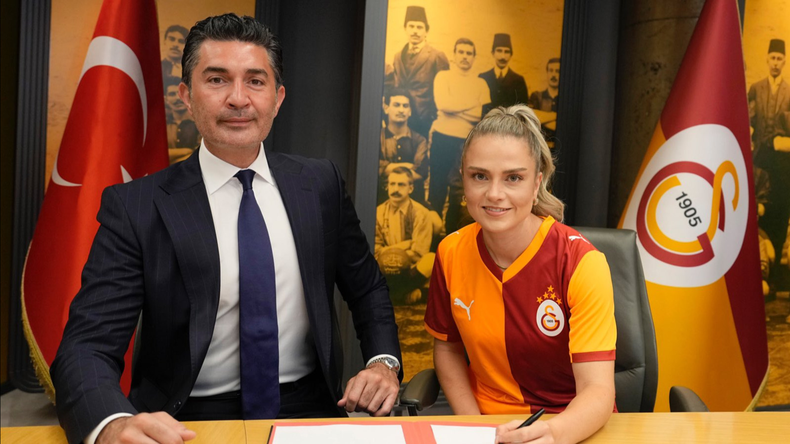 Avrupa devlerinde forma giyen yıldız, Galatasaray'a imza attı