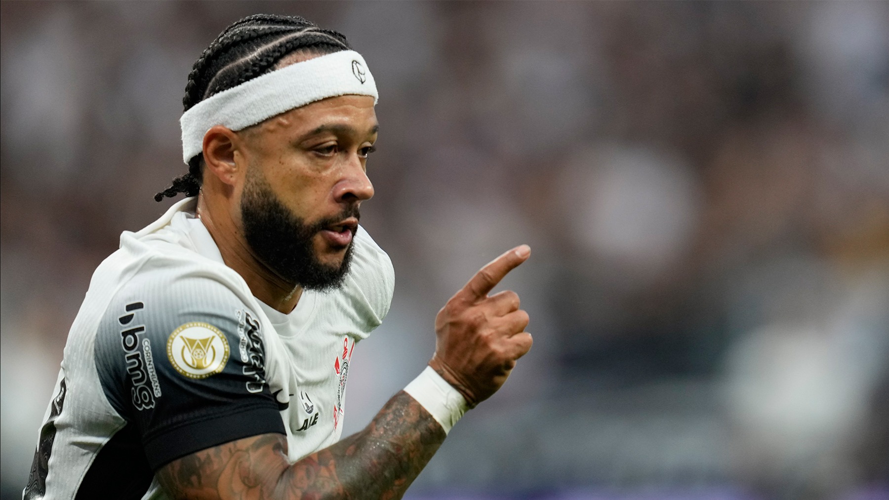 Fener'in Yeni 'Acaba'sı: Depay mı Geliyor, Şova Devam Mı?